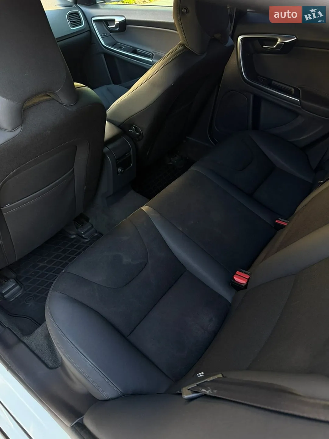 2012 Volvo V60 - мініатюра 14