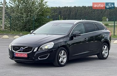 Універсал Volvo V60 2013 в Радивиліві