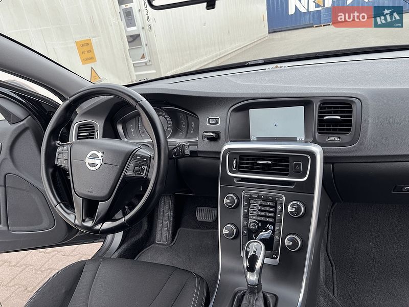 Универсал Volvo V60 2015 в Луцке