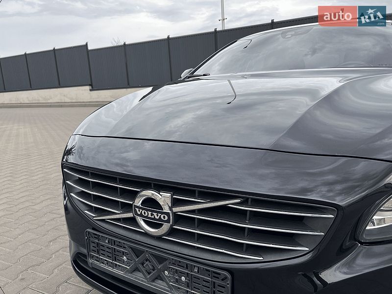 Универсал Volvo V60 2015 в Луцке