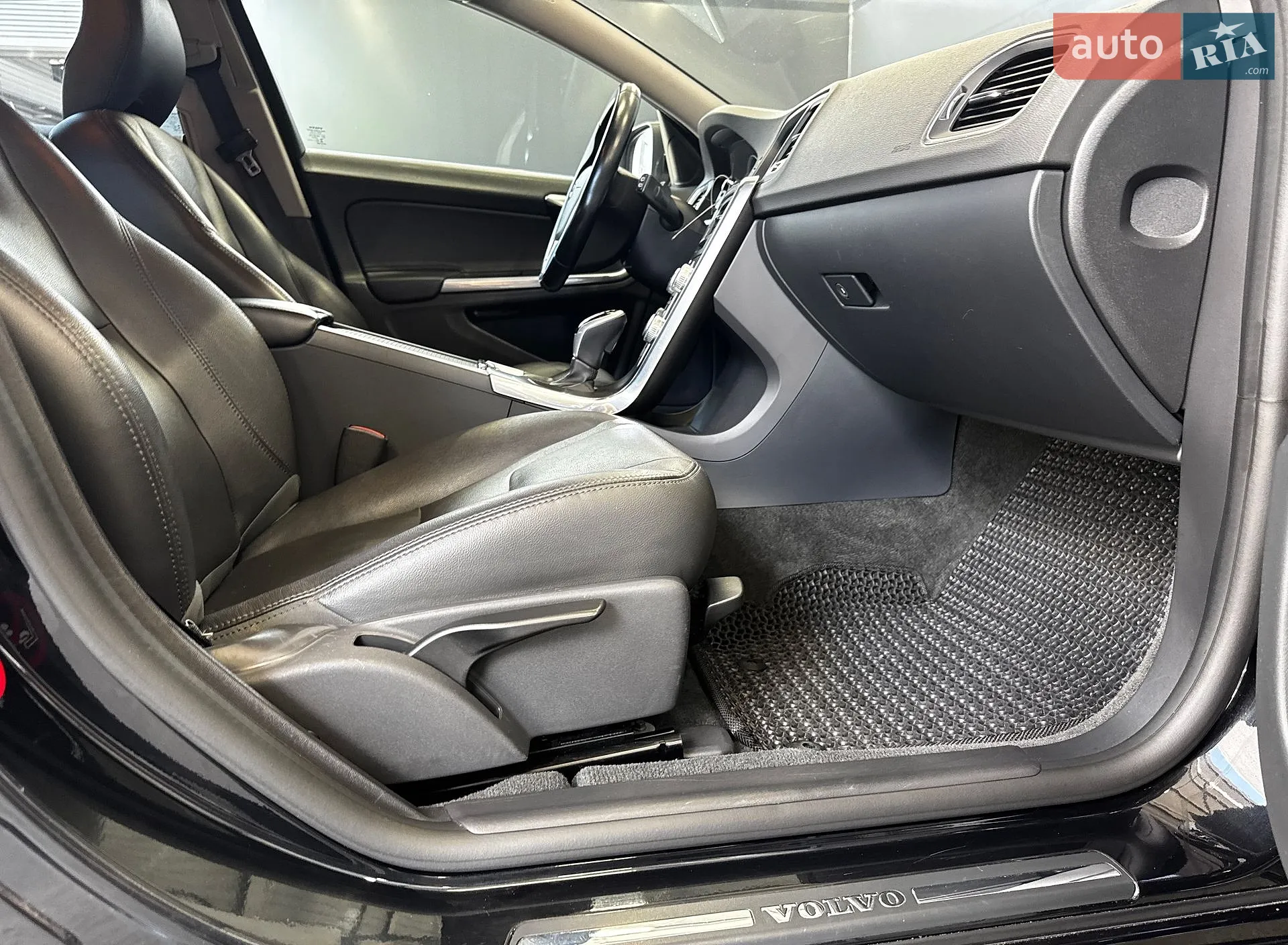 2014 Volvo V60 - мініатюра 36