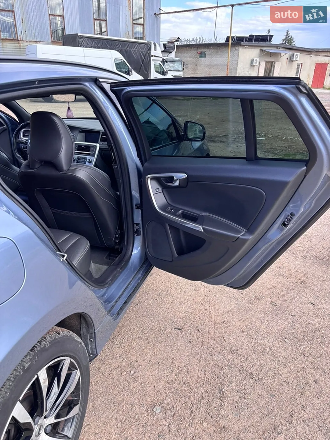 2018 Volvo V60 - мініатюра 19