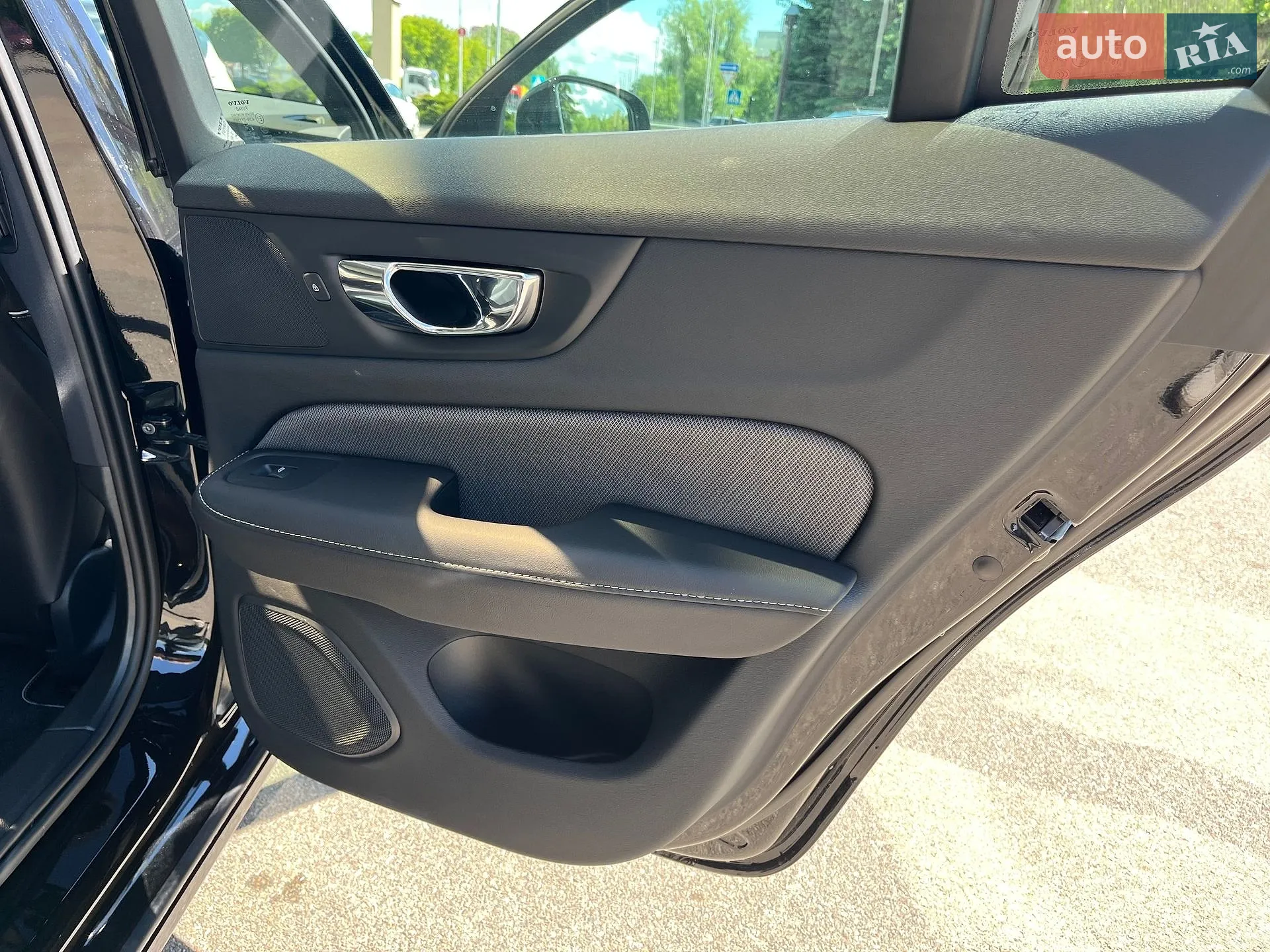 2019 Volvo V60 - мініатюра 20
