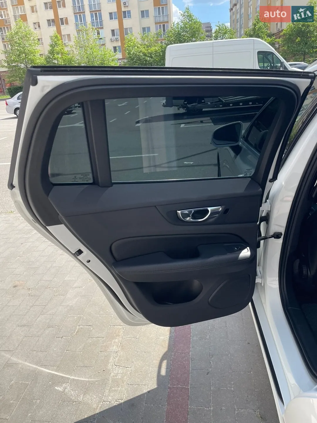2018 Volvo V60 - мініатюра 12