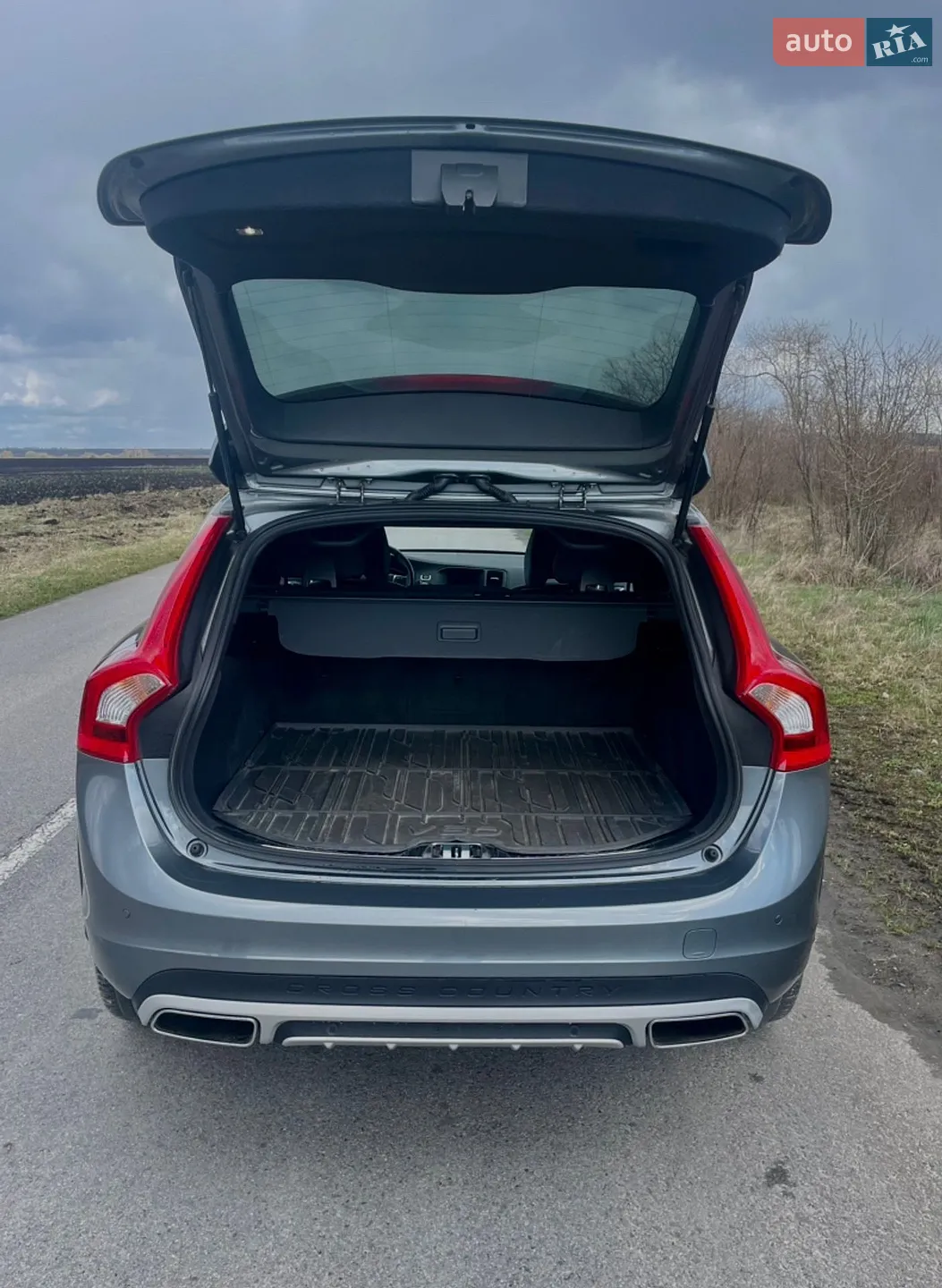 2017 Volvo V60 - мініатюра 6