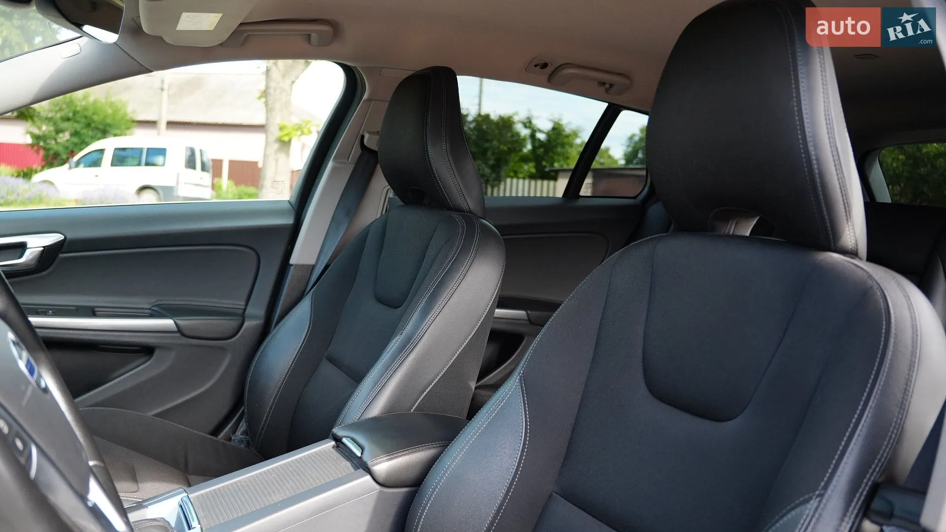2016 Volvo V60 - мініатюра 44