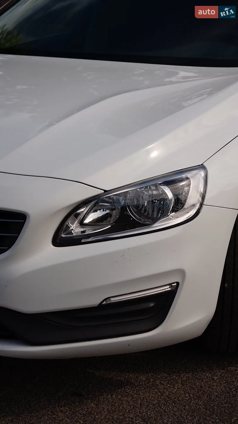 2016 Volvo V60 - мініатюра 22