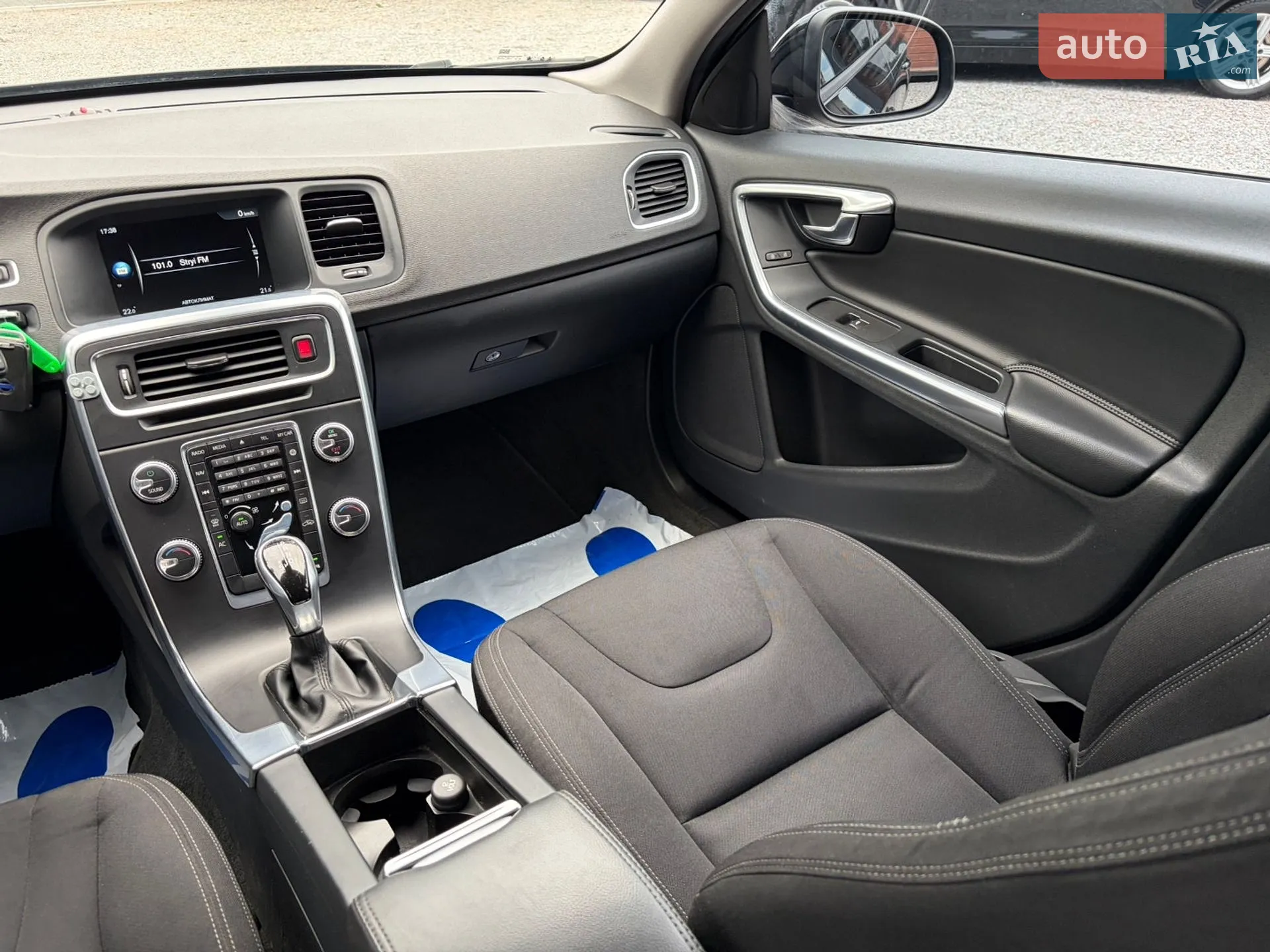 2015 Volvo V60 - мініатюра 47
