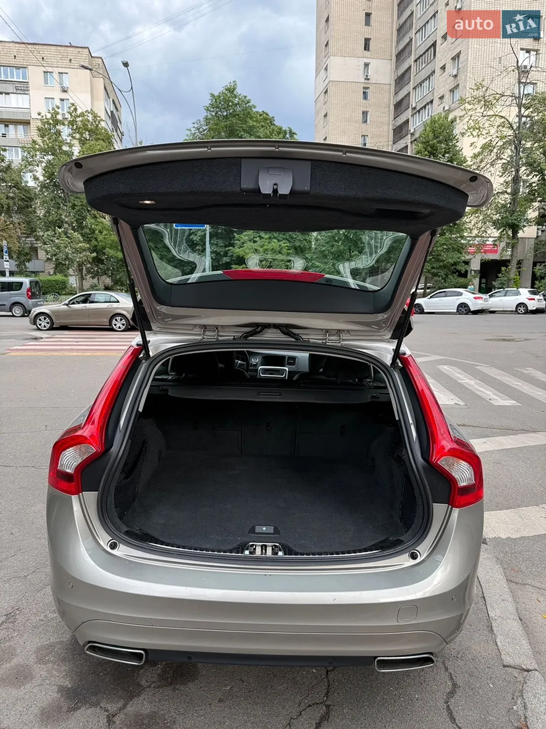 2015 Volvo V60 - мініатюра 4