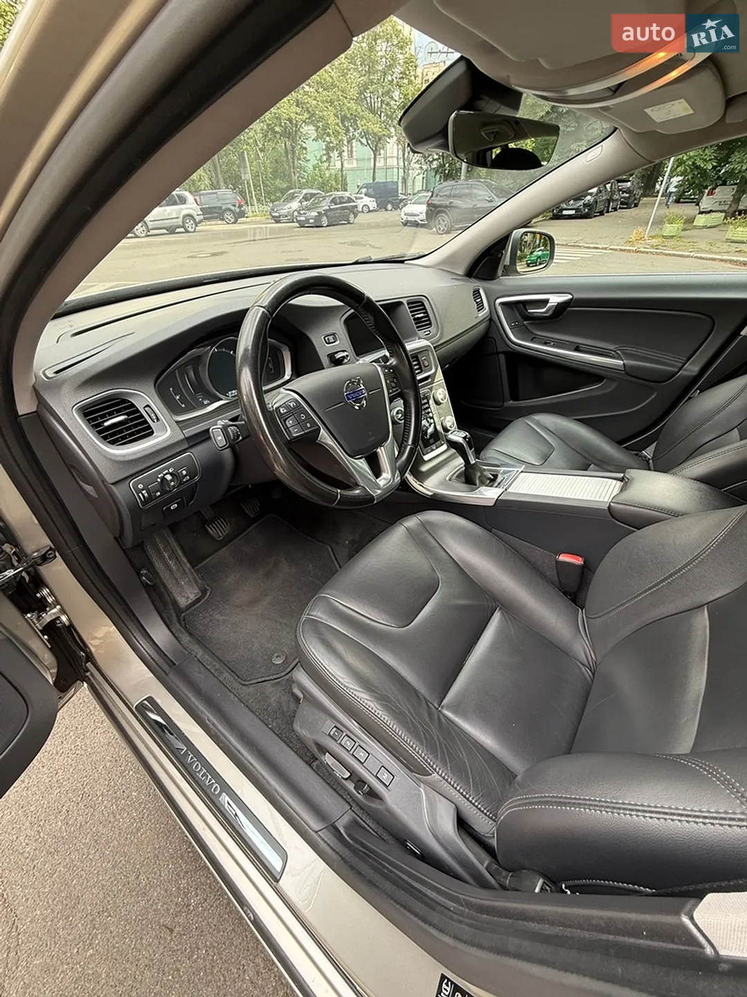 2015 Volvo V60 - мініатюра 17
