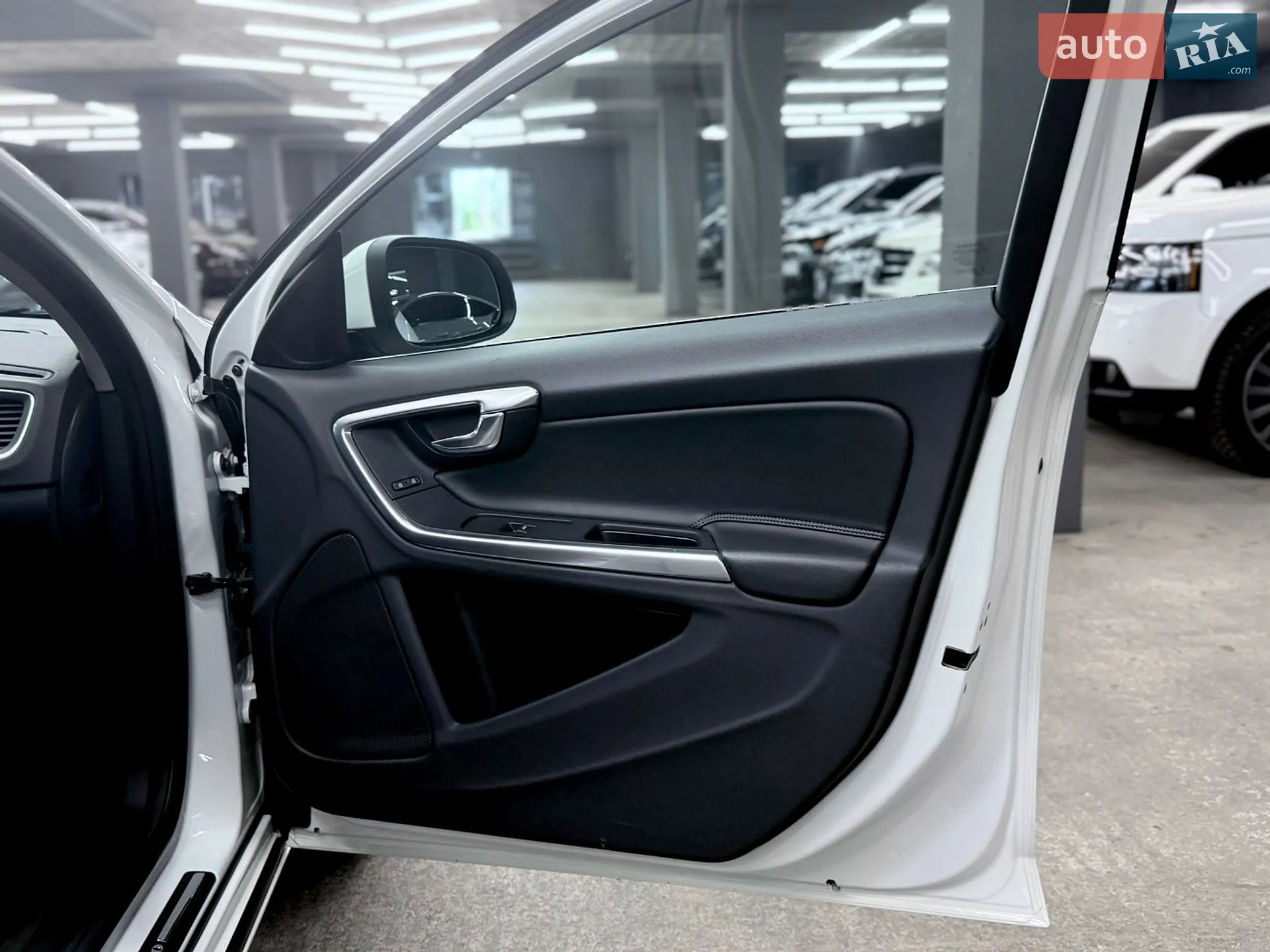 2016 Volvo V60 - мініатюра 12