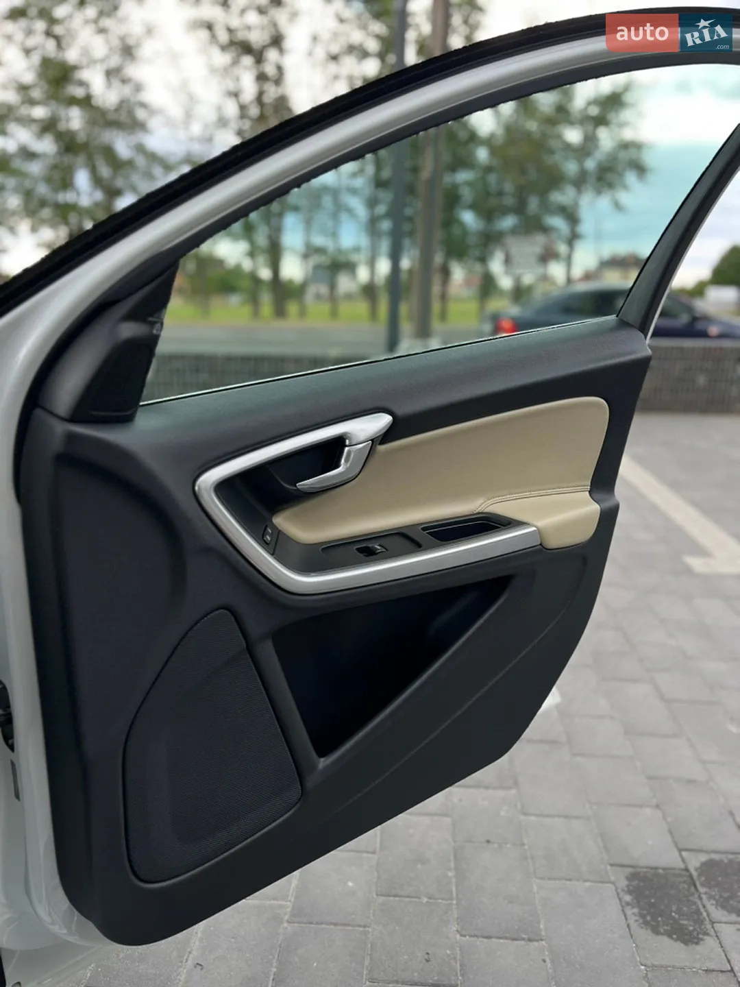 2017 Volvo V60 - мініатюра 34