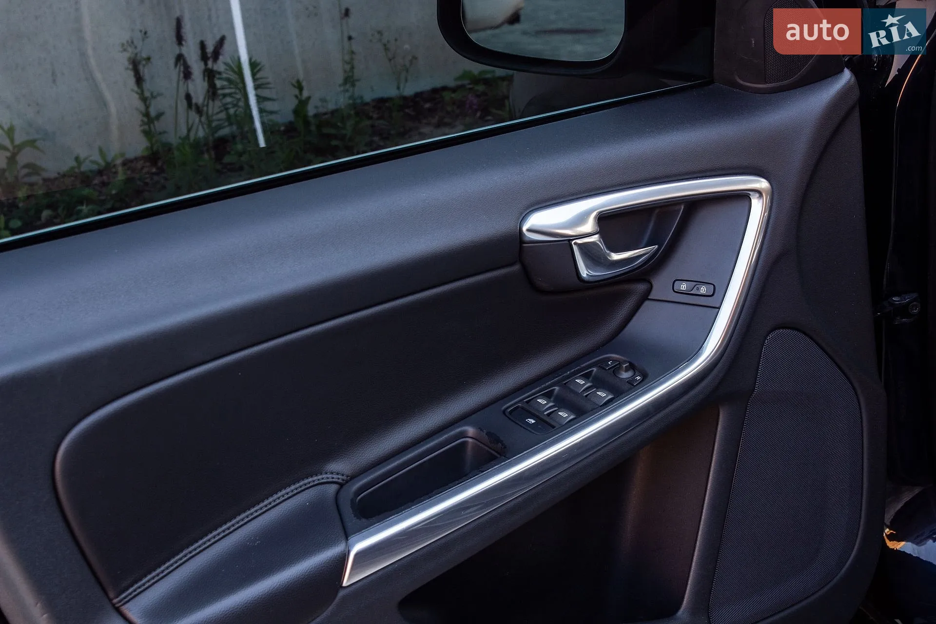 2015 Volvo V60 - мініатюра 36