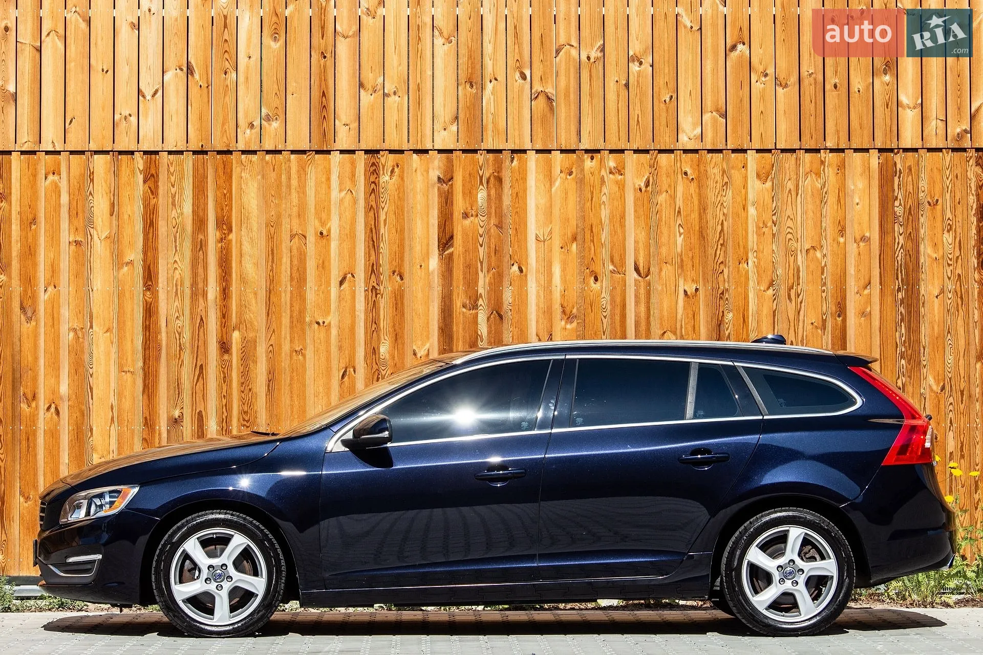 2015 Volvo V60 - мініатюра 5