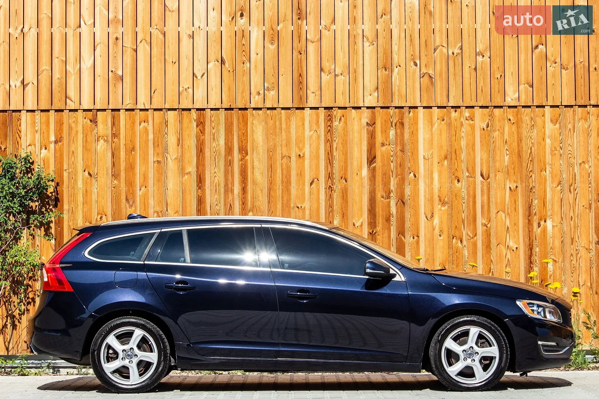 2015 Volvo V60 - мініатюра 4