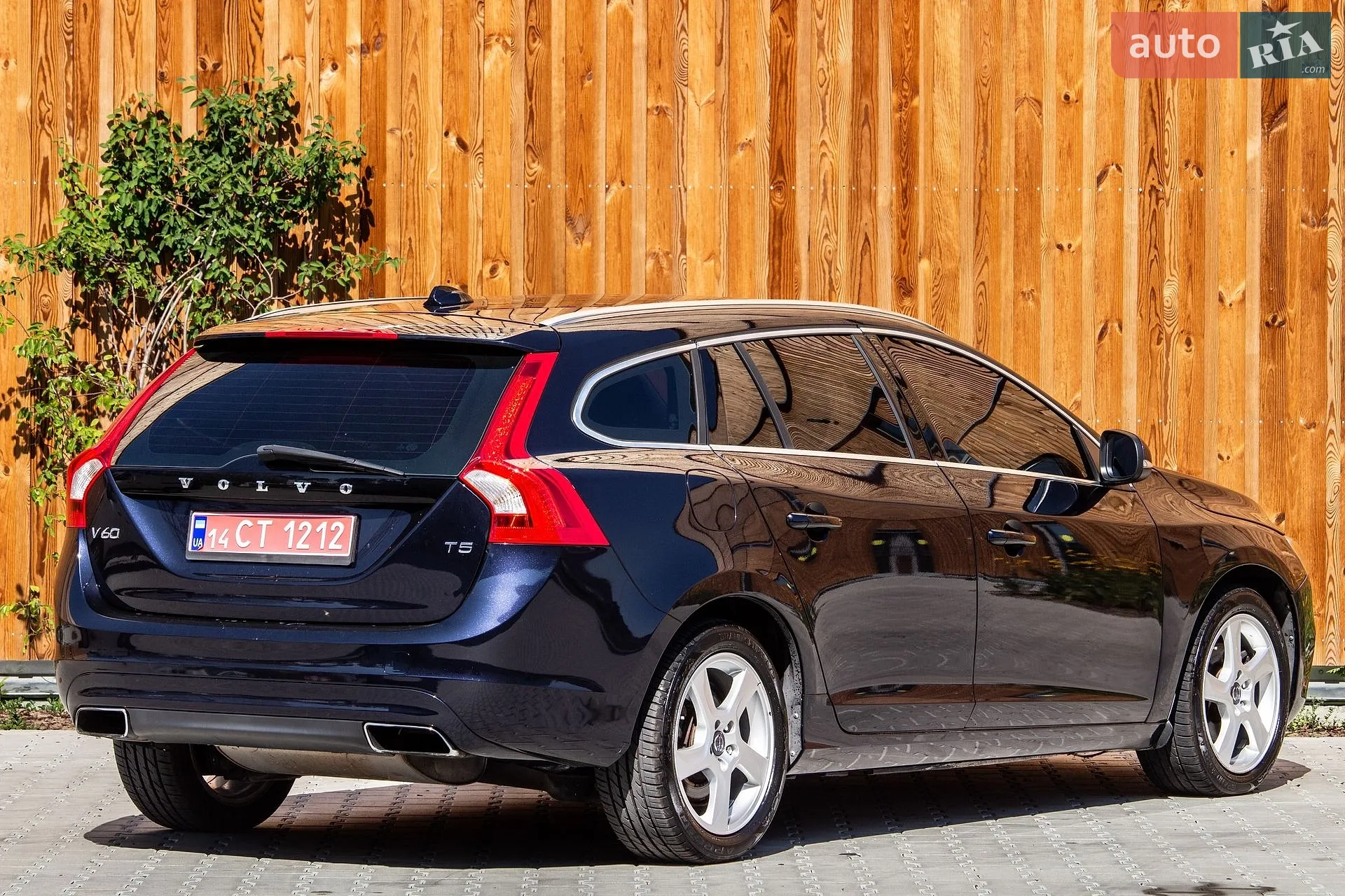 2015 Volvo V60 - мініатюра 8