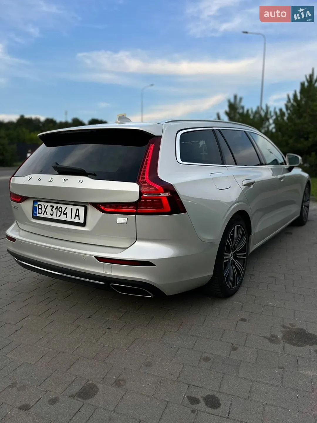 2020 Volvo V60 - мініатюра 9