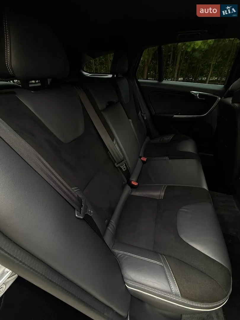 2016 Volvo V60 - мініатюра 21