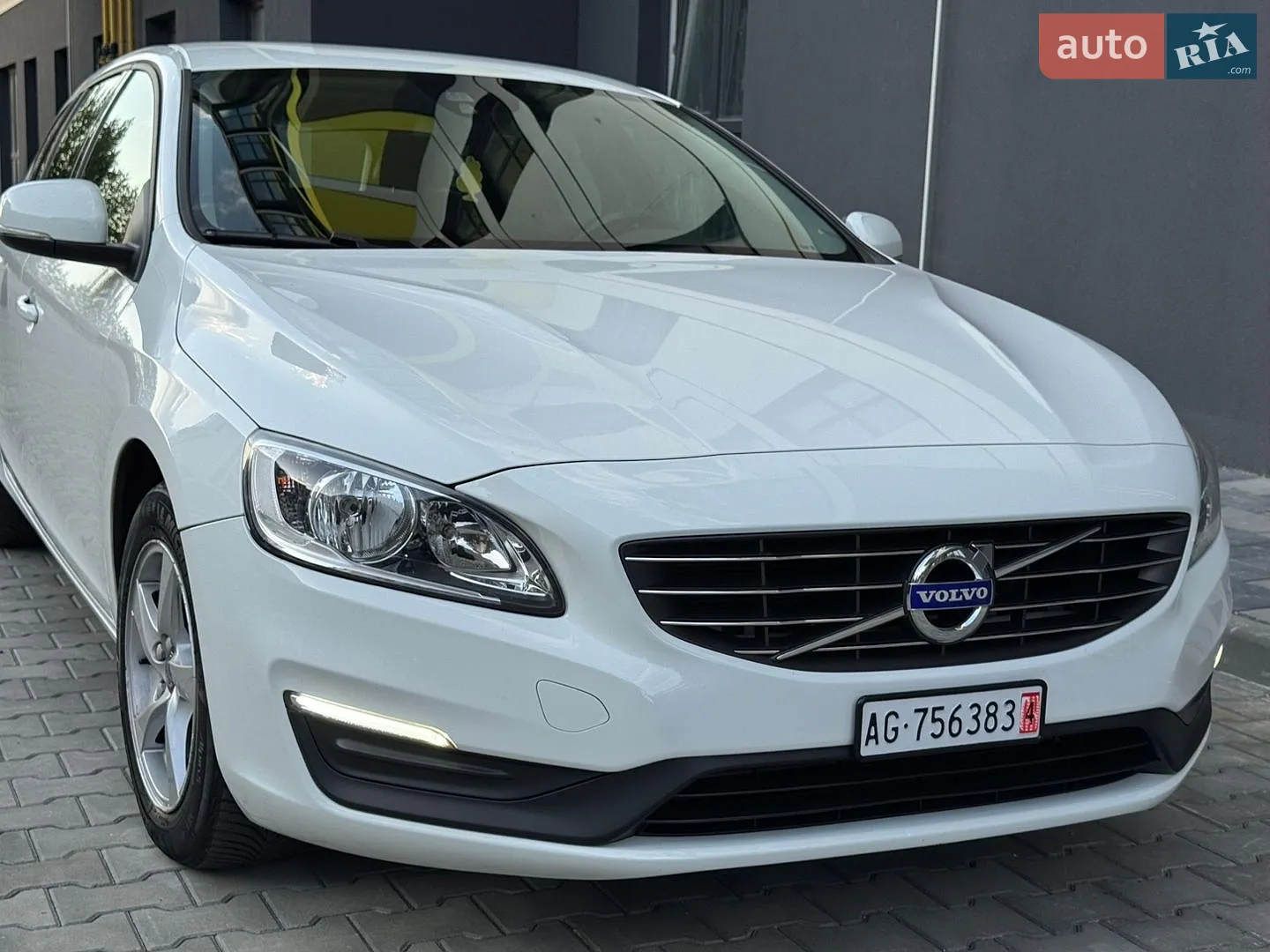 2015 Volvo V60 - мініатюра 3