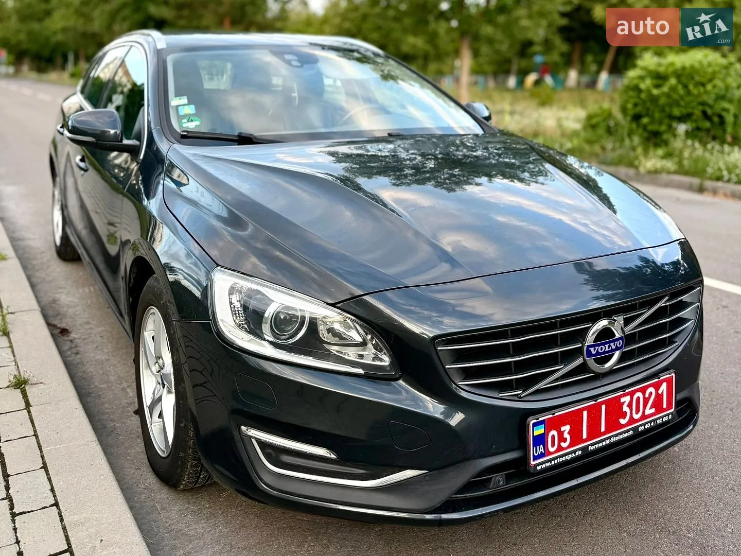2015 Volvo V60 - фото 1