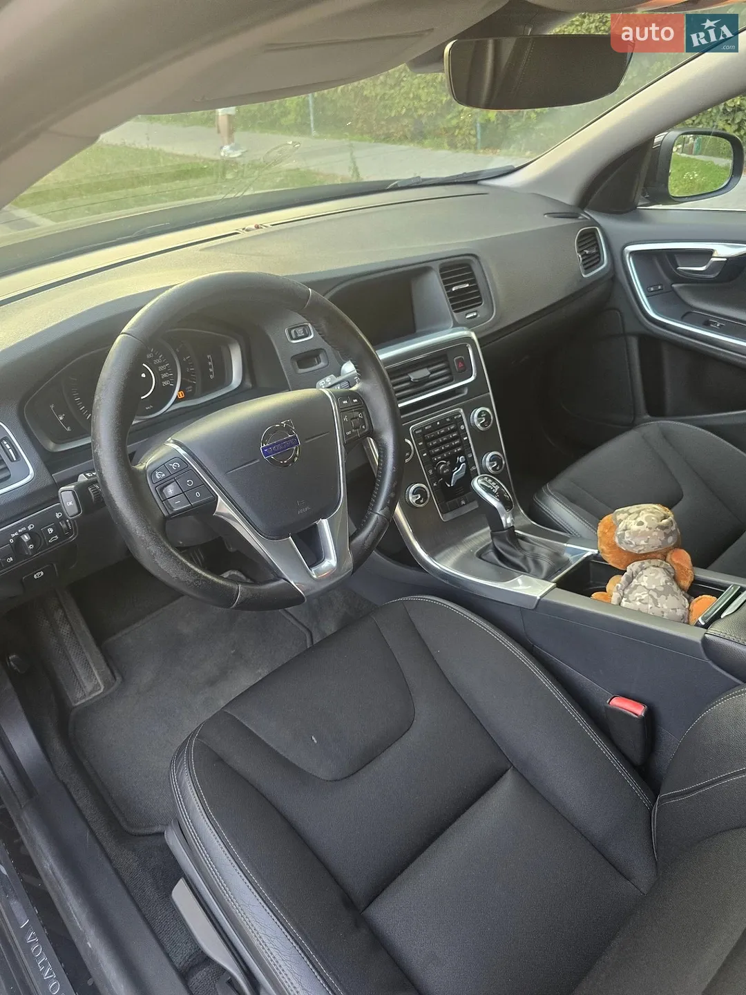 2015 Volvo V60 - мініатюра 13