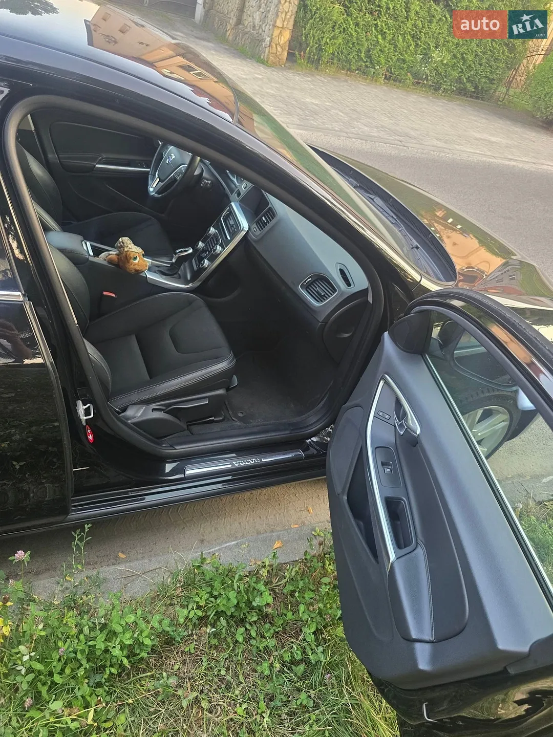 2015 Volvo V60 - мініатюра 15
