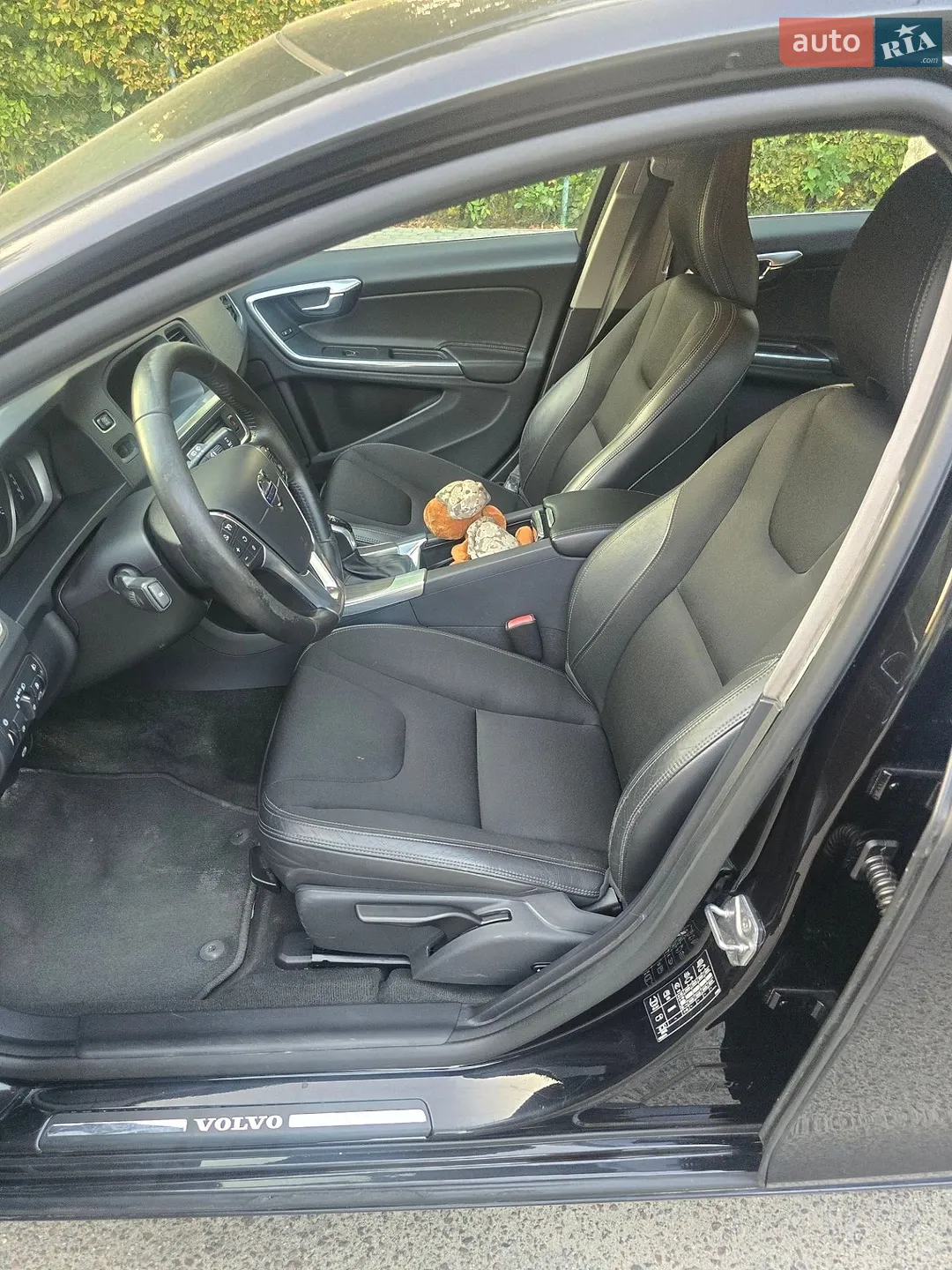 2015 Volvo V60 - мініатюра 28