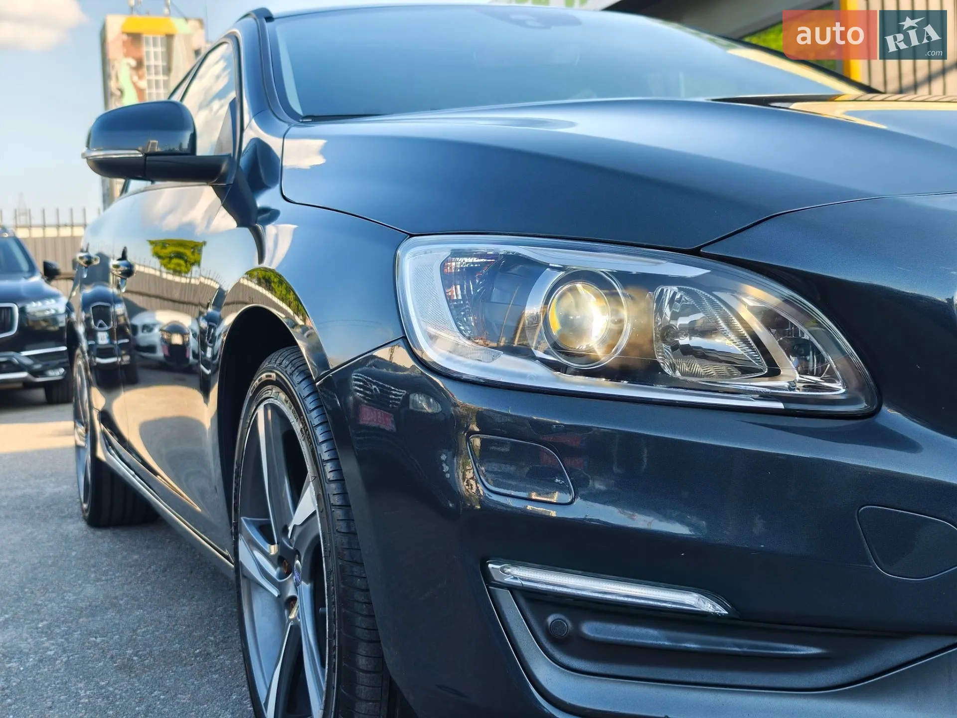 2015 Volvo V60 - мініатюра 11