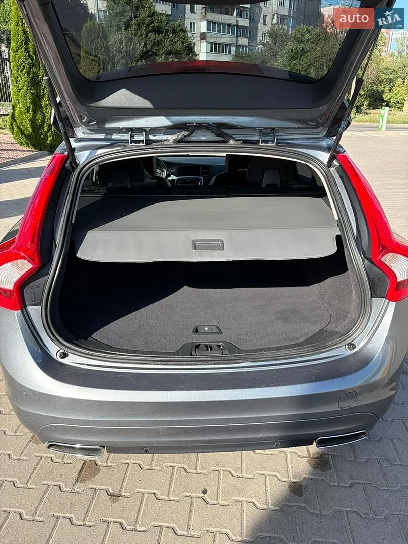 2016 Volvo V60 - мініатюра 33