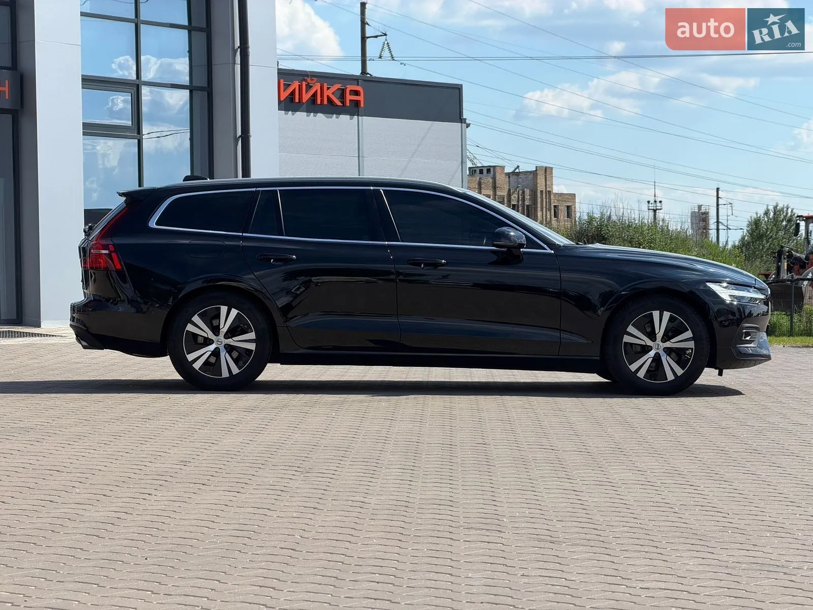 2020 Volvo V60 - мініатюра 4