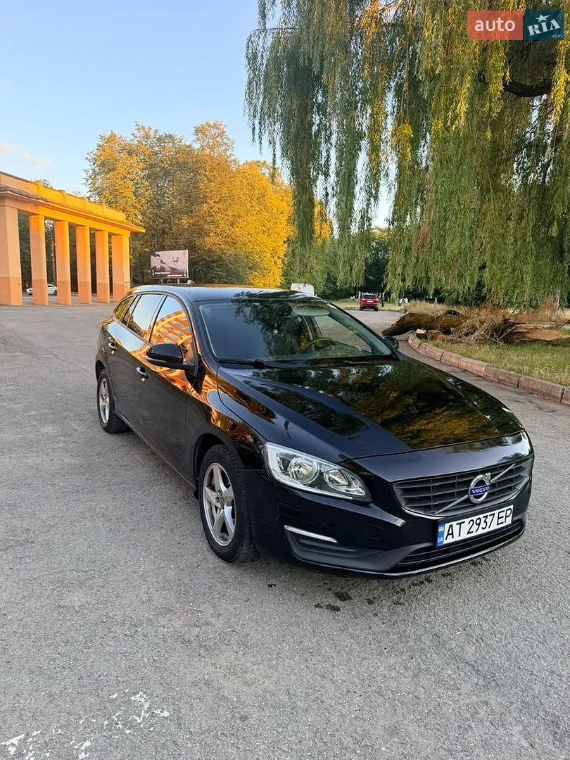 2016 Volvo V60 - фото 1