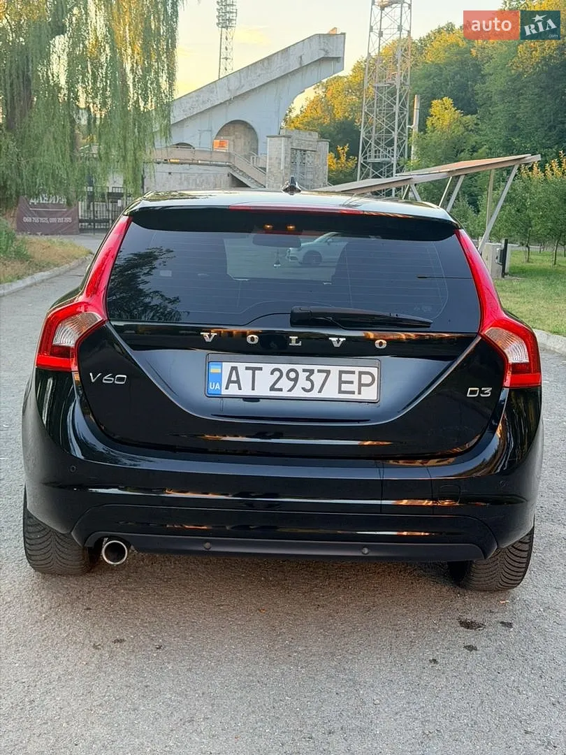 2016 Volvo V60 - мініатюра 8