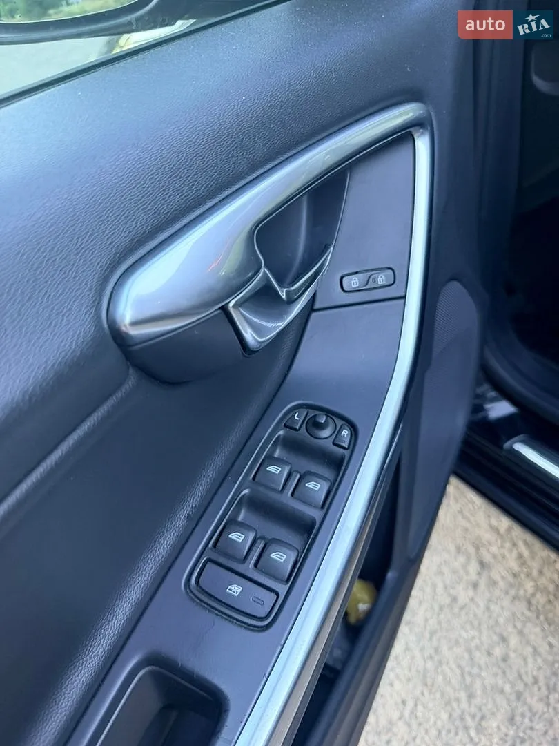 2016 Volvo V60 - мініатюра 19