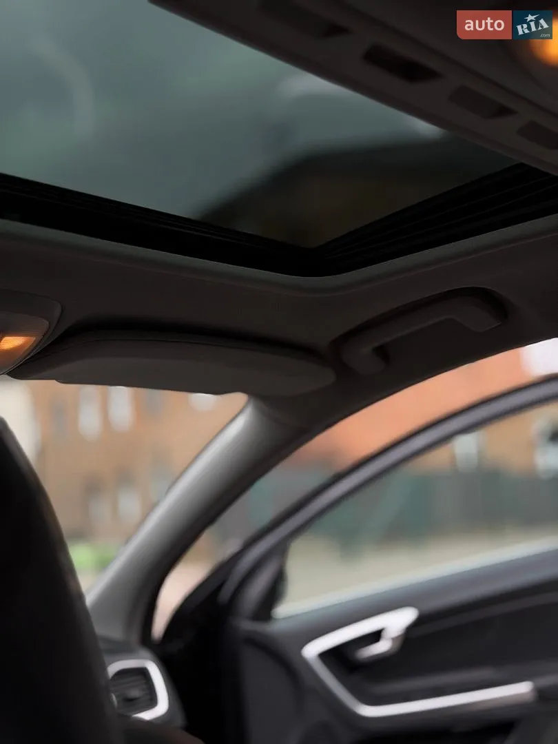 2012 Volvo V60 - мініатюра 11