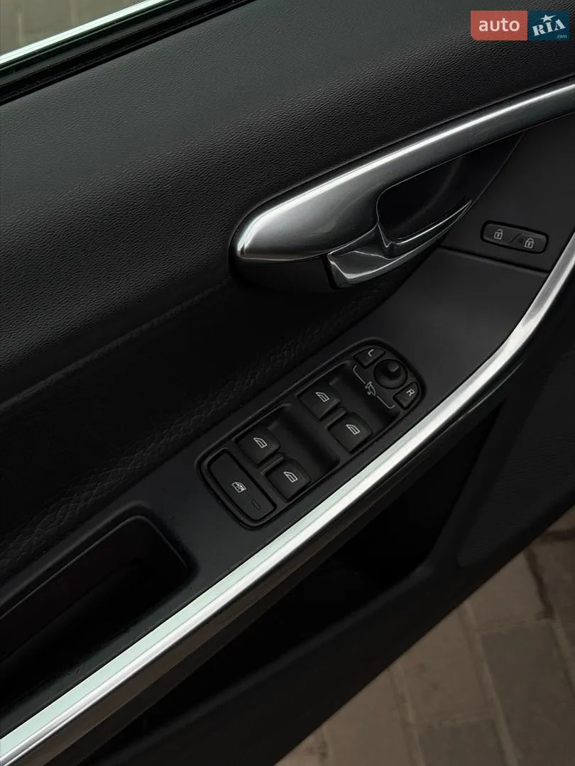2012 Volvo V60 - мініатюра 16