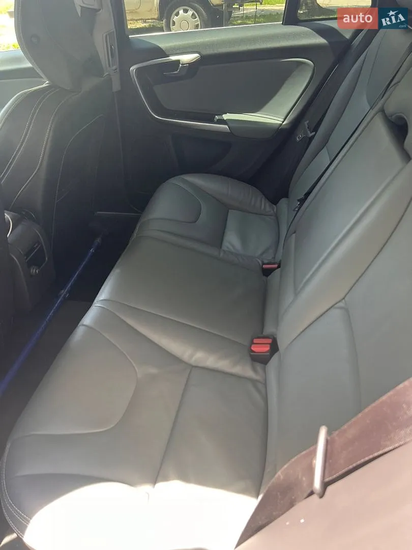 2013 Volvo V60 - мініатюра 9