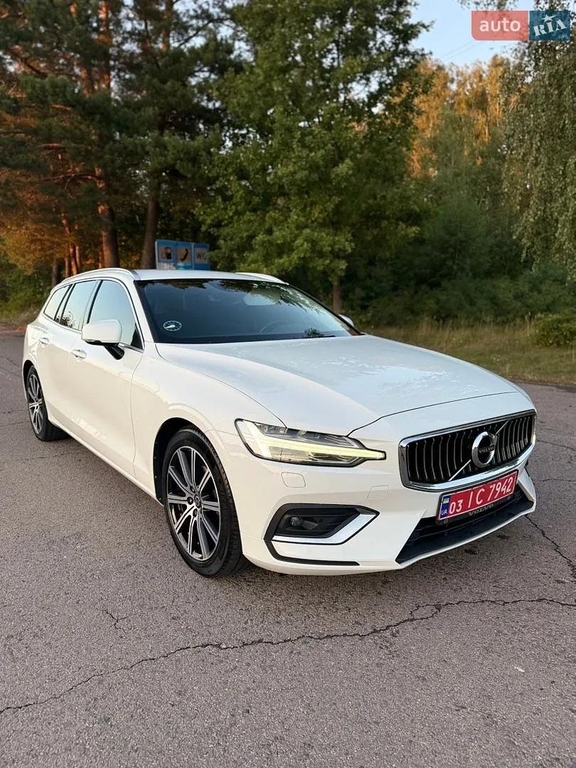 2019 Volvo V60 - мініатюра 10