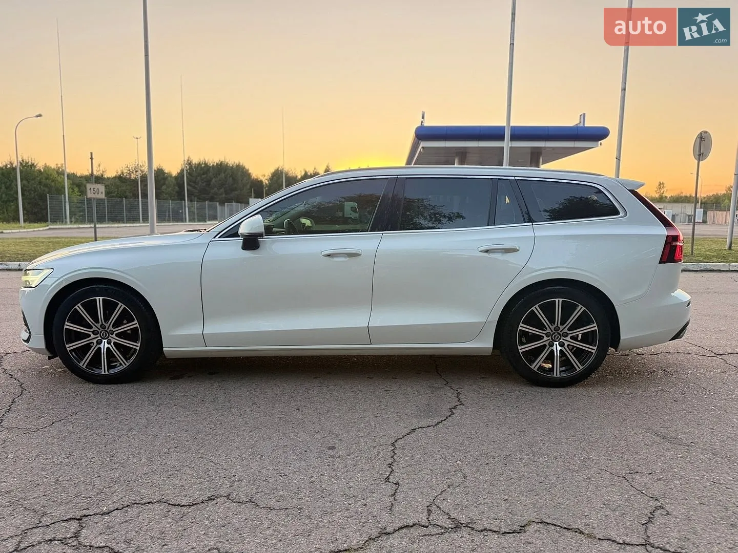 2019 Volvo V60 - мініатюра 24