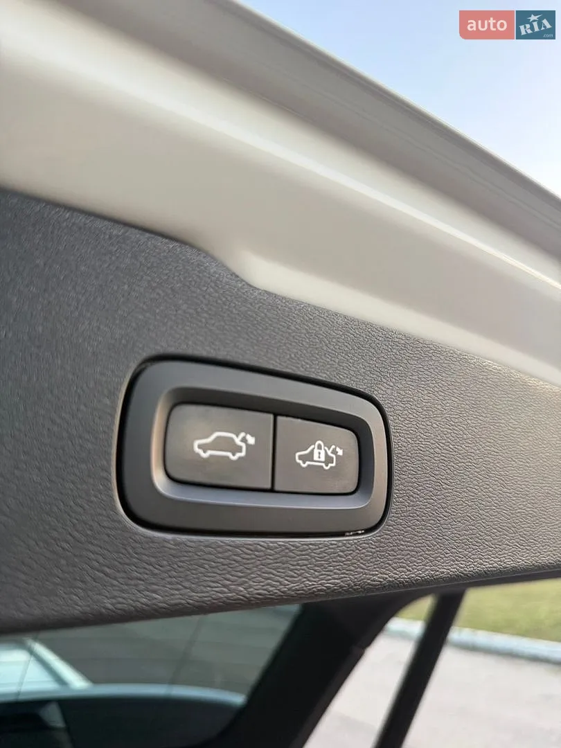 2019 Volvo V60 - мініатюра 58