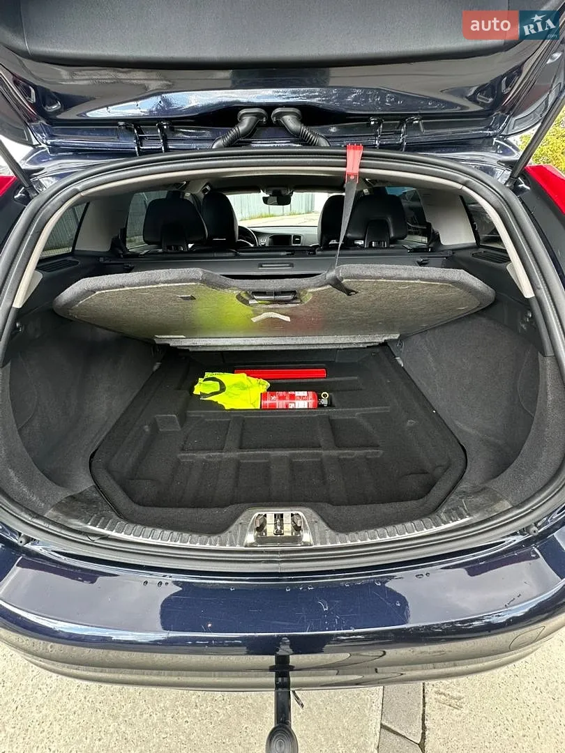 2018 Volvo V60 - мініатюра 14