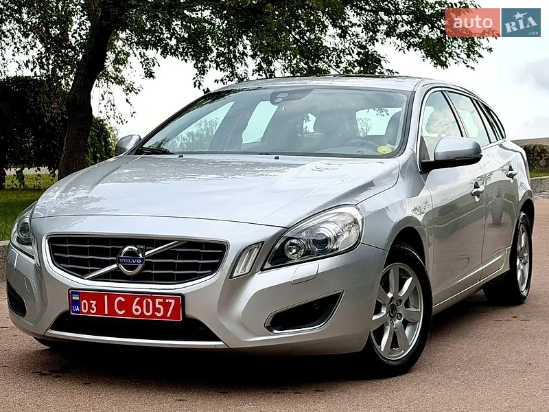 Volvo V60 2011
