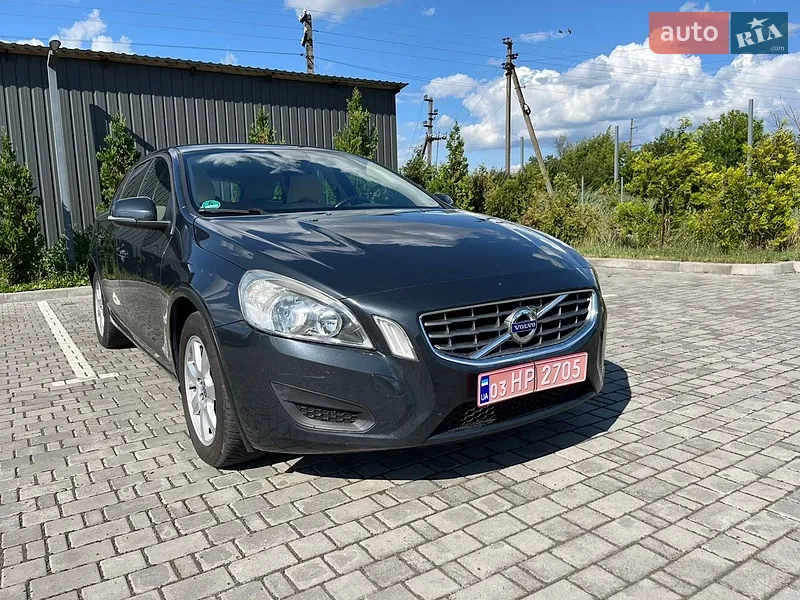 Volvo V60 2013