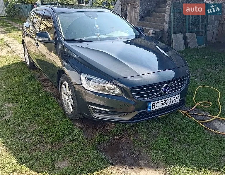 Volvo V60 2014