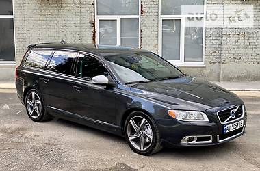 Универсал Volvo V70 2013 в 