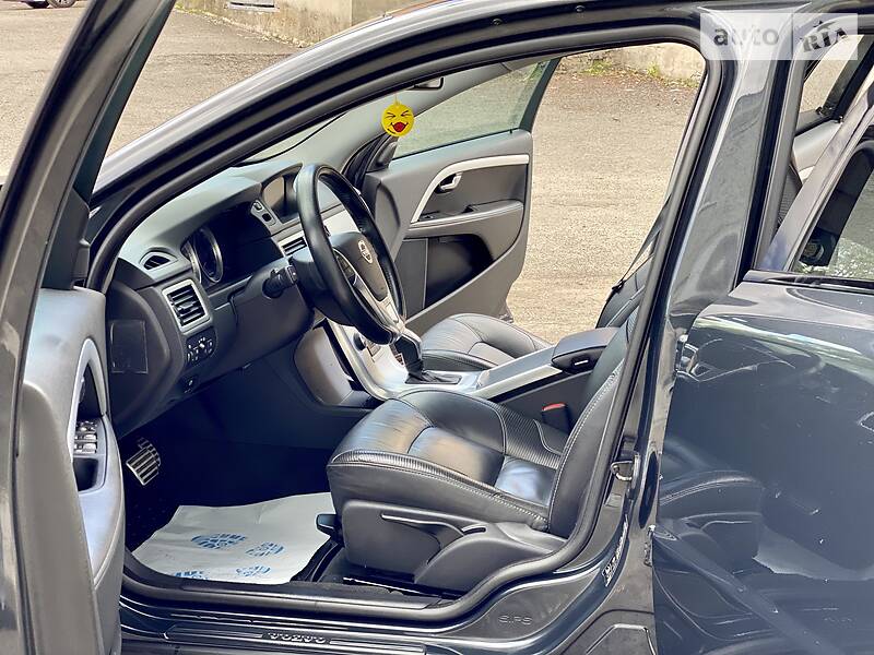 Универсал Volvo V70 2013 в Киеве