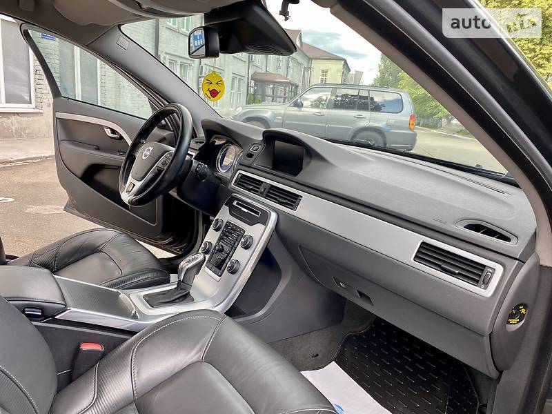 Универсал Volvo V70 2013 в Киеве