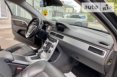 Универсал Volvo V70 2013 в 