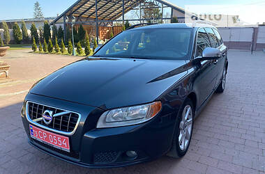 Універсал Volvo V70 2010 в Стрию