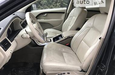 Универсал Volvo V70 2010 в 