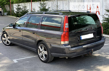 Універсал Volvo V70 2000 в Львові